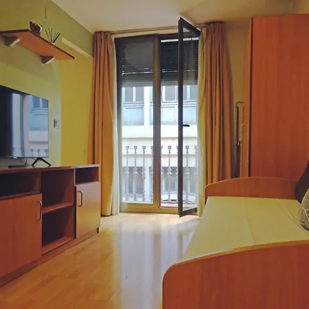 Apartament Ledglass *